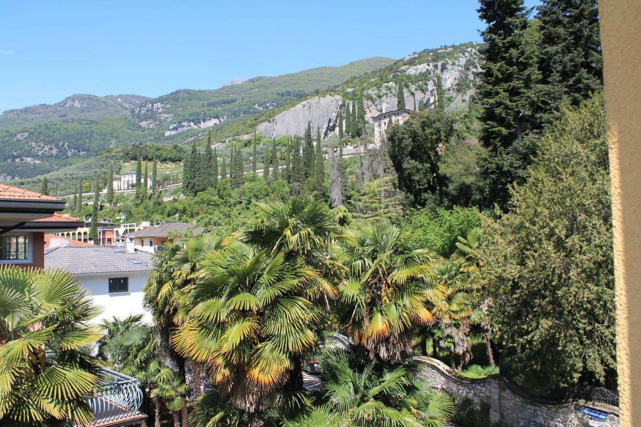 Casa Vacanze Claudette Arco Dış mekan fotoğraf